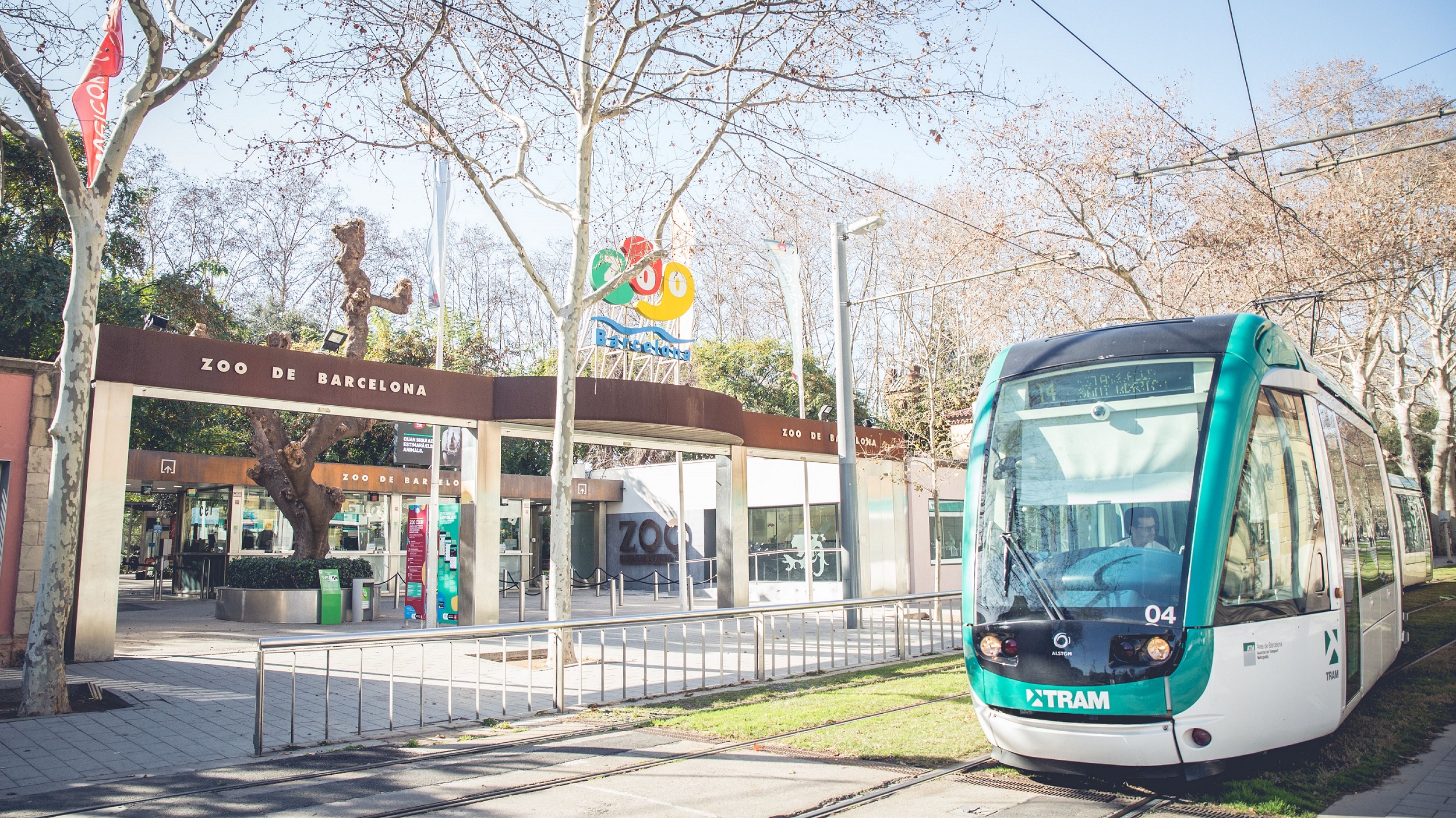 Puerta de entrada del Zoo de Barcelona