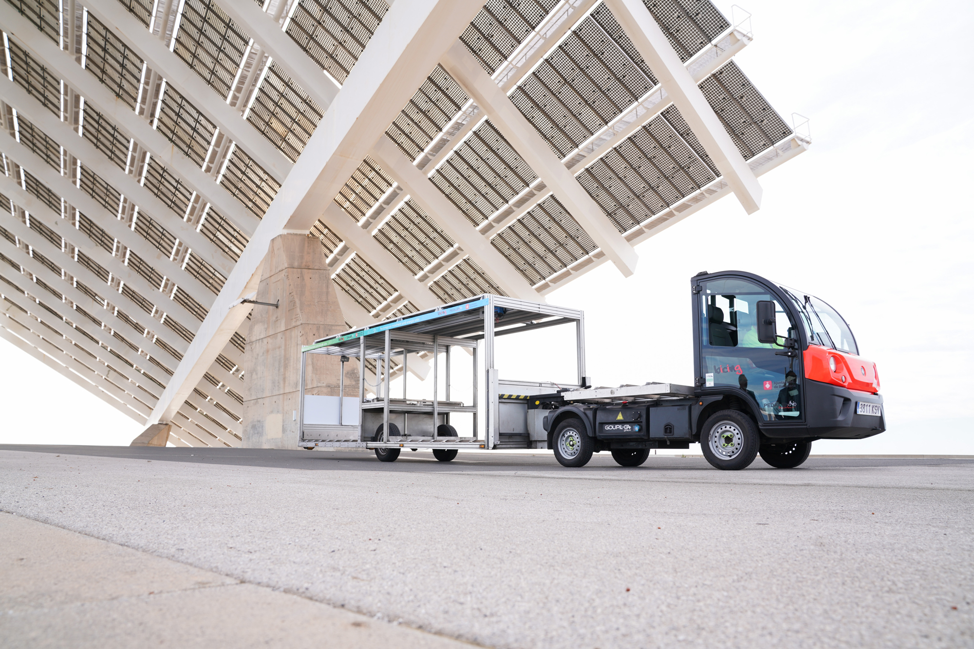 Nuevo vehículo propulsado con energía solar de Bicing