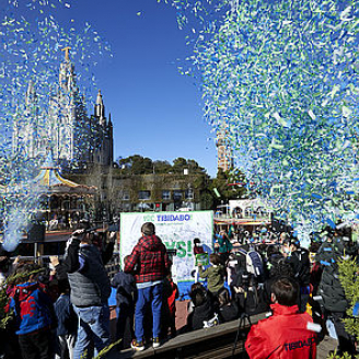 Imatge d'una jornada solidària al Parc d'atraccions Tibidabo