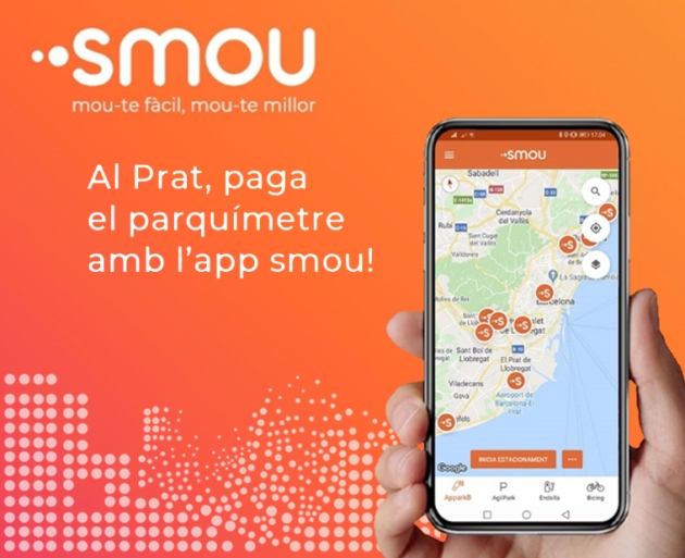 Un mòbil que mostra que l'app smou ja opera al Prat